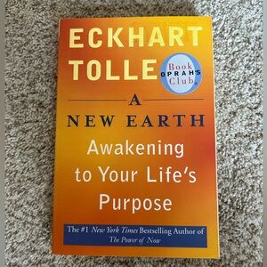 A New Earth: Awakening to Your Life’s Purpose by Eckhart Tolle Book
